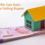 How NRIs Can Gain From The Falling Rupee